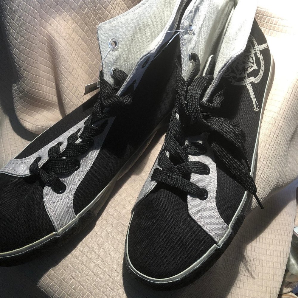 Harry Potter pair of shoes gray and black, 11.5